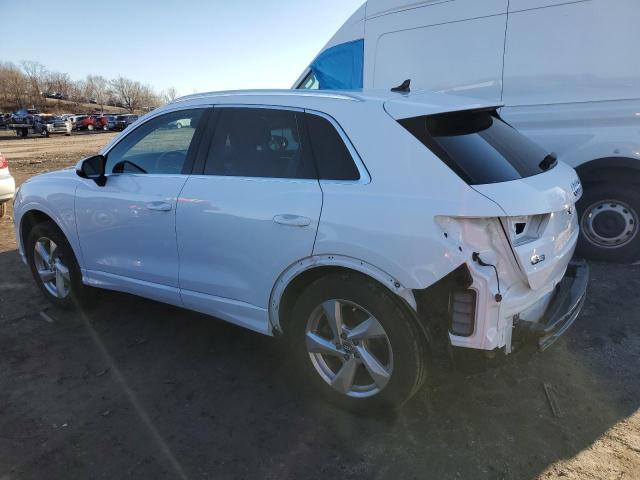 WA1AECF39L1104942 - 2020 AUDI Q3 PREMIUM WHITE photo 2