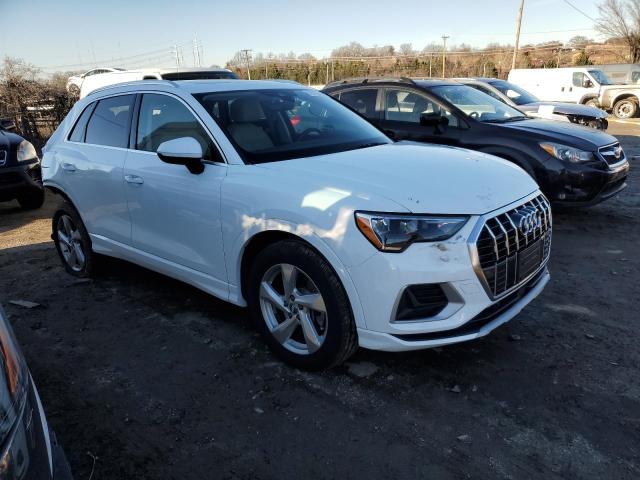 WA1AECF39L1104942 - 2020 AUDI Q3 PREMIUM WHITE photo 4