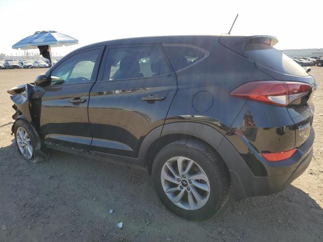 KM8J23A47HU459074 - 2017 HYUNDAI TUCSON SE BLACK photo 2