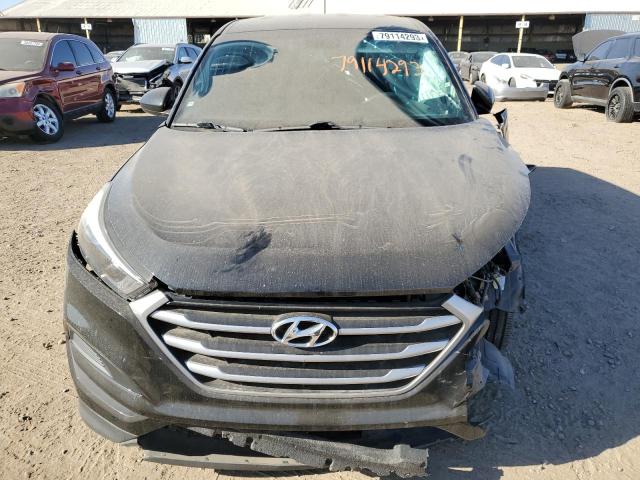 KM8J23A47HU459074 - 2017 HYUNDAI TUCSON SE BLACK photo 5