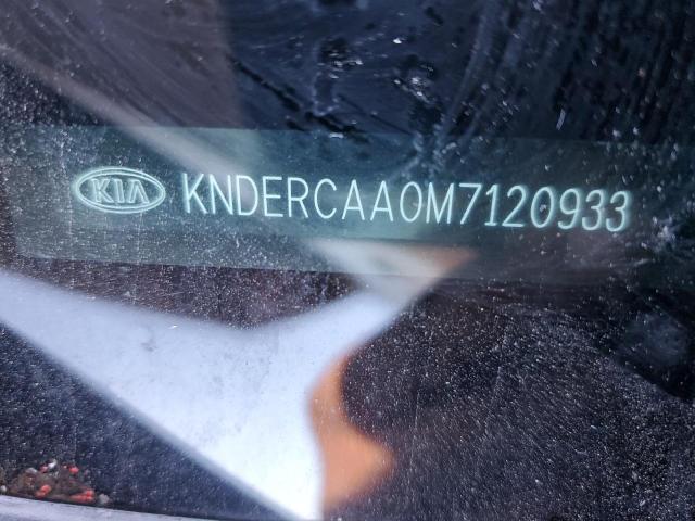 KNDERCAA0M7120933 - 2021 KIA SELTOS EX WHITE photo 12