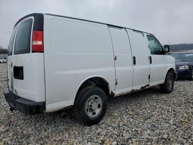 1GCHG35U271127297 - 2007 CHEVROLET EXPRESS G3 WHITE photo 3