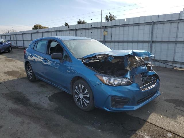 4S3GTAA60H3729558 - 2017 SUBARU IMPREZA BLUE photo 4