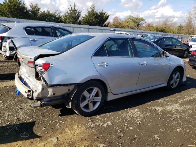 4T1BF1FK4DU233024 - 2013 TOYOTA CAMRY SE L SILVER photo 3