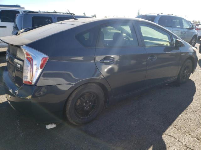 JTDKN3DU5D5559688 - 2013 TOYOTA PRIUS GRAY photo 3