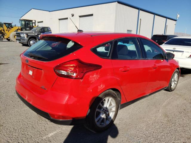 1FADP3K23GL263997 - 2016 FORD FOCUS SE RED photo 3