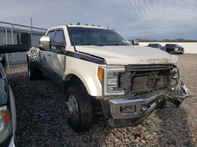 1FT8W4DT9KEF65480 - 2019 FORD F450 SUPER DUTY WHITE photo 4