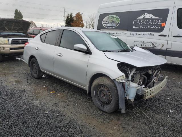 3N1CN7AP6GL908147 - 2016 NISSAN VERSA S SILVER photo 4