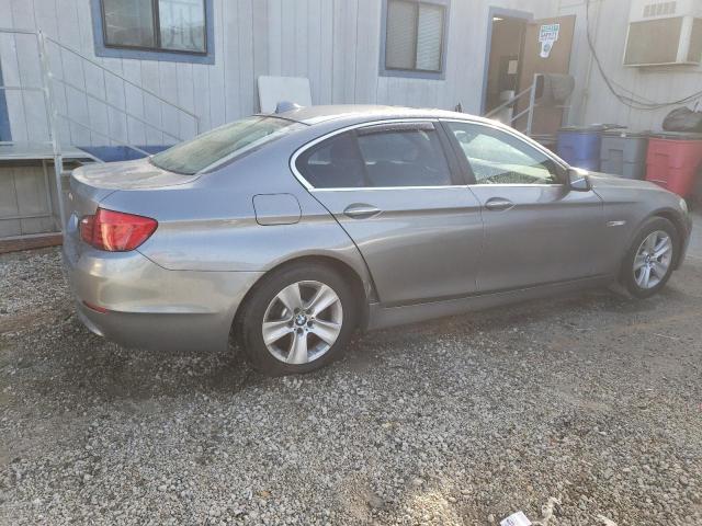 WBAXG5C51DDY35387 - 2013 BMW 528 I GRAY photo 3