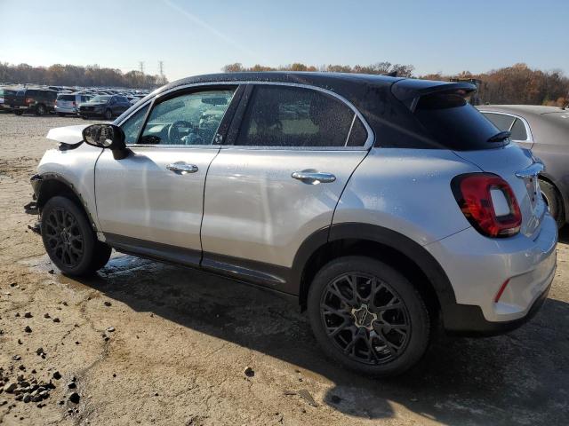 ZFBNFYA17KP835262 - 2019 FIAT 500X POP SILVER photo 2