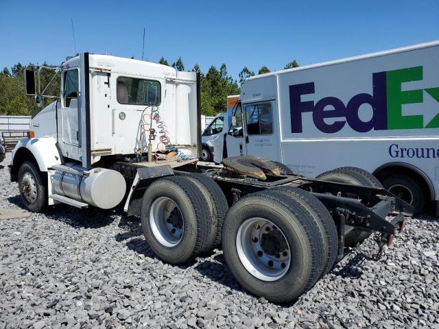 1XKDD09X79J241829 - 2009 KENWORTH CONSTRUCTI T800 WHITE photo 2