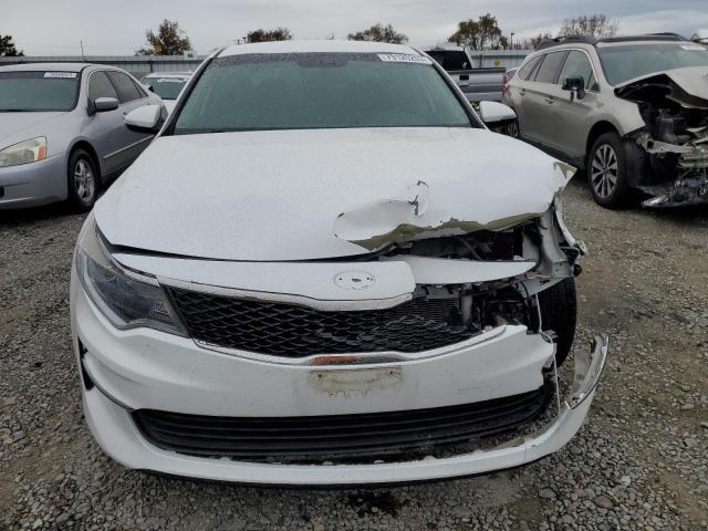 5XXGT4L3XGG002379 - 2016 KIA OPTIMA LX WHITE photo 5