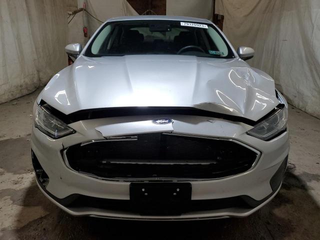 3FA6P0HD7KR228387 - 2019 FORD FUSION SE SILVER photo 5