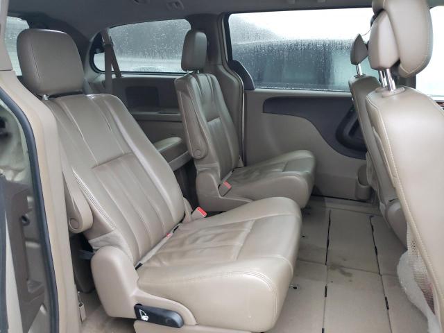 2C4RC1BG4ER438564 - 2014 CHRYSLER TOWN & COU TOURING GOLD photo 11