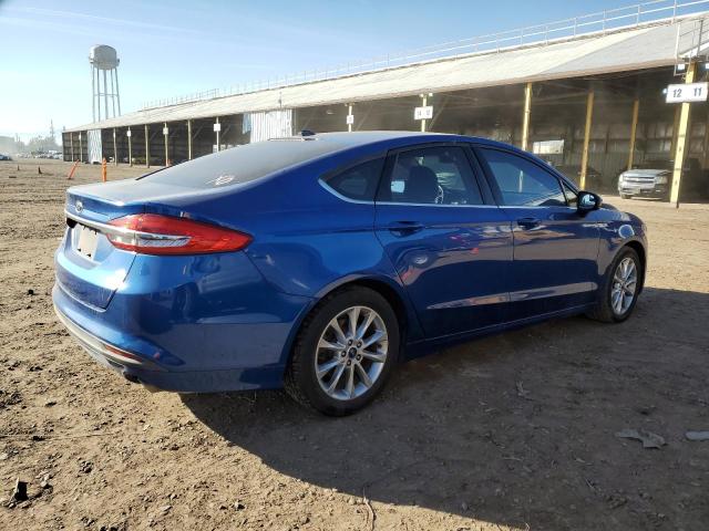 3FA6P0H77HR259271 - 2017 FORD FUSION SE BLUE photo 3