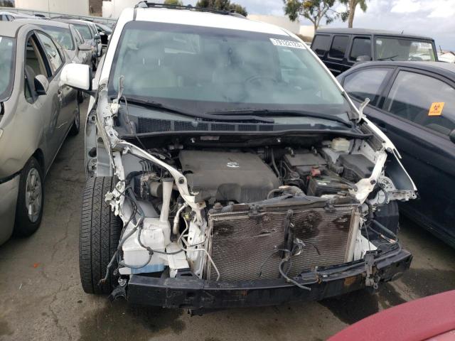 5TDKK3DC4FS682878 - 2015 TOYOTA SIENNA LE WHITE photo 5