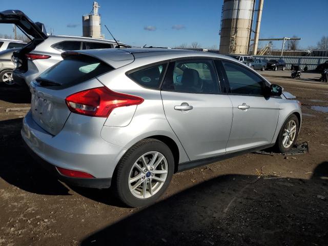 1FADP3K27JL286979 - 2018 FORD FOCUS SE SILVER photo 3