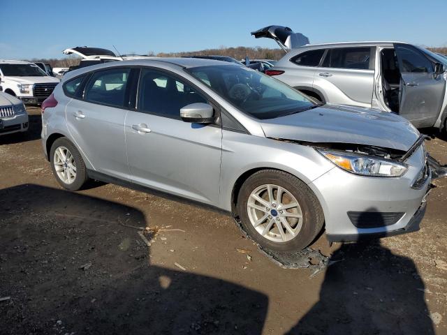 1FADP3K27JL286979 - 2018 FORD FOCUS SE SILVER photo 4