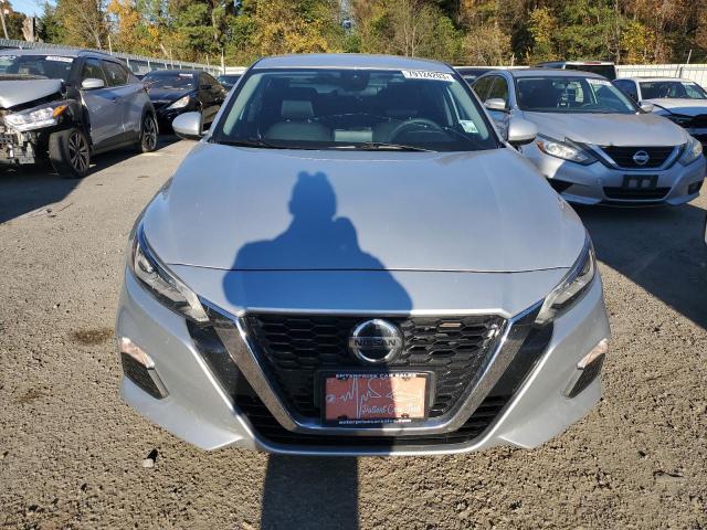 1N4BL4DV7MN313526 - 2021 NISSAN ALTIMA SV SILVER photo 5