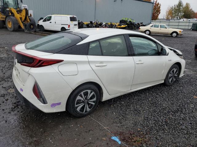 JTDKARFP1K3118011 - 2019 TOYOTA PRIUS PRIM 白色 照片 3