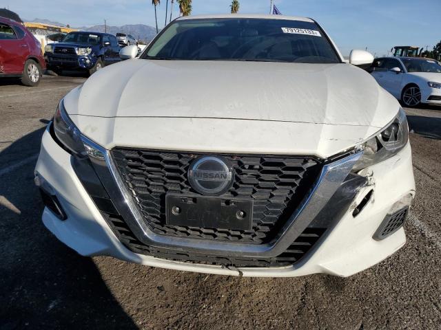 1N4BL4BV4KC198587 - 2019 NISSAN ALTIMA S WHITE photo 5