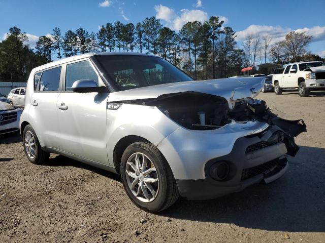 KNDJN2A20H7430468 - 2017 KIA SOUL GRAY photo 4