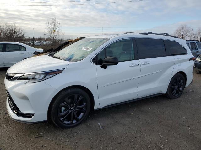 2022 TOYOTA SIENNA XSE, 