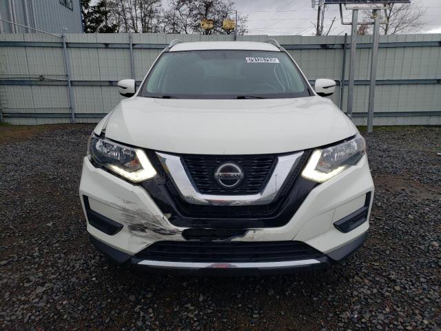 5N1AT2MVXJC785605 - 2018 NISSAN ROGUE S WHITE photo 5