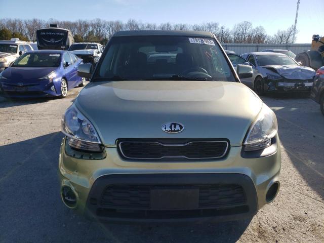 KNDJT2A66D7526818 - 2013 KIA SOUL + GREEN photo 5