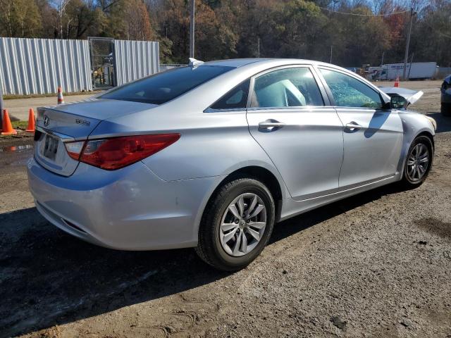 5NPEB4ACXCH326489 - 2012 HYUNDAI SONATA GLS SILVER photo 3