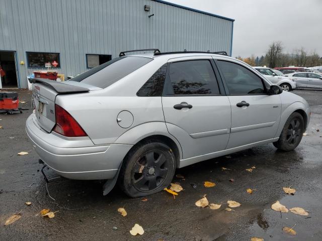 1FAHP38302W346408 - 2002 FORD FOCUS ZTS SILVER photo 3