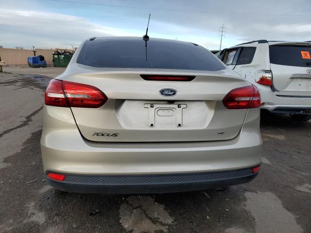 1FADP3F28JL327906 - 2018 FORD FOCUS SE GOLD photo 6