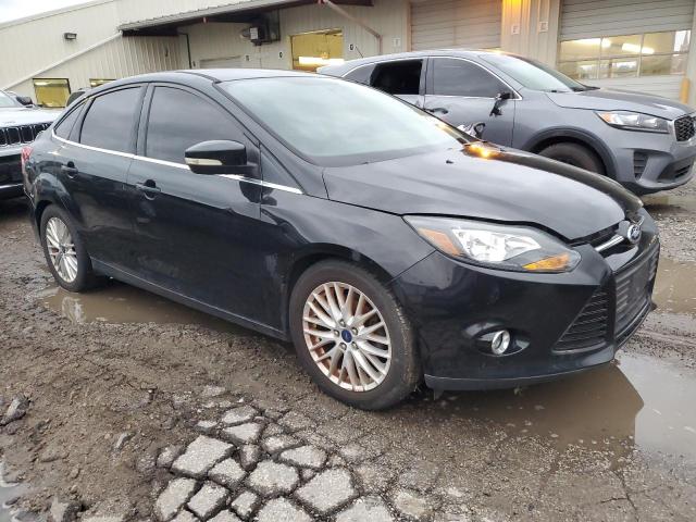 1FADP3J24EL448798 - 2014 FORD FOCUS TITANIUM BLACK photo 4