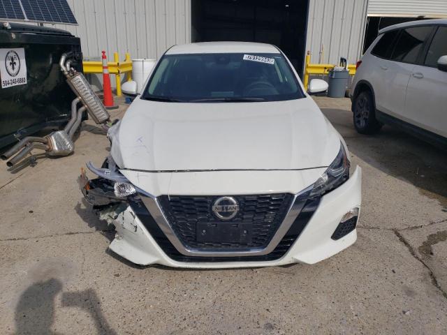 1N4BL4BV8MN383359 - 2021 NISSAN ALTIMA S WHITE photo 5