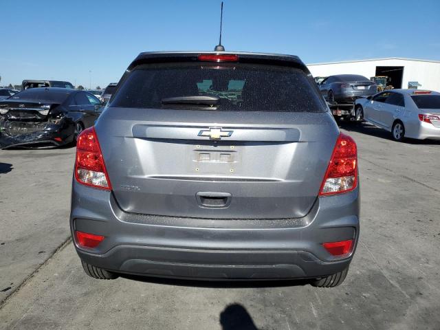 3GNCJKSB3LL292407 - 2020 CHEVROLET TRAX LS GRAY photo 6