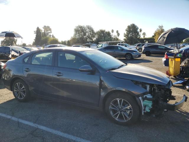 3KPF24ADXPE575723 - 2023 KIA FORTE LX GRAY photo 4