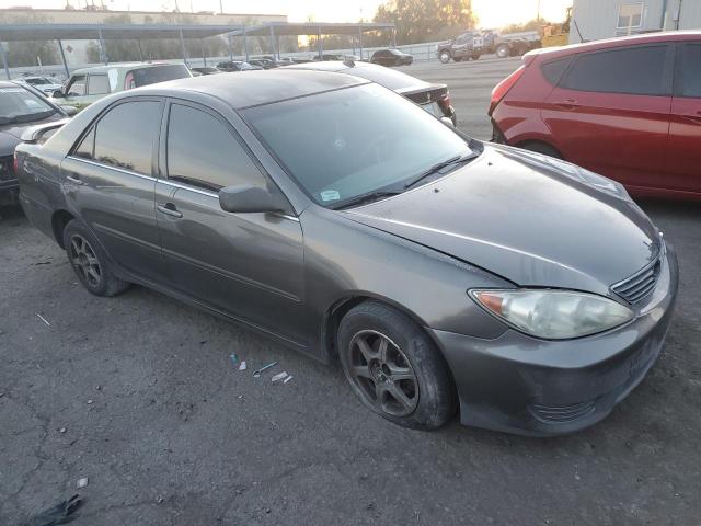 4T1BE32K65U944357 - 2005 TOYOTA CAMRY LE GRAY photo 4