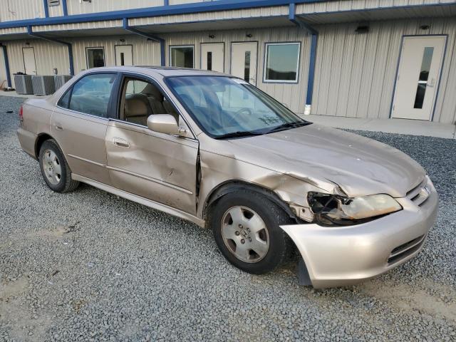 1HGCG16541A025062 - 2001 HONDA ACCORD EX CREAM photo 4