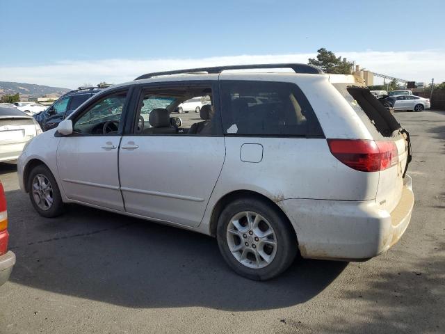 5TDZA22C35S290701 - 2005 TOYOTA SIENNA XLE WHITE photo 2