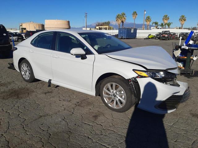 4T1C11AK1PU145417 - 2023 TOYOTA CAMRY LE GRAY photo 4