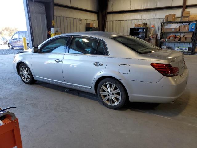 4T1BK36B68U300140 - 2008 TOYOTA AVALON XL SILVER photo 2