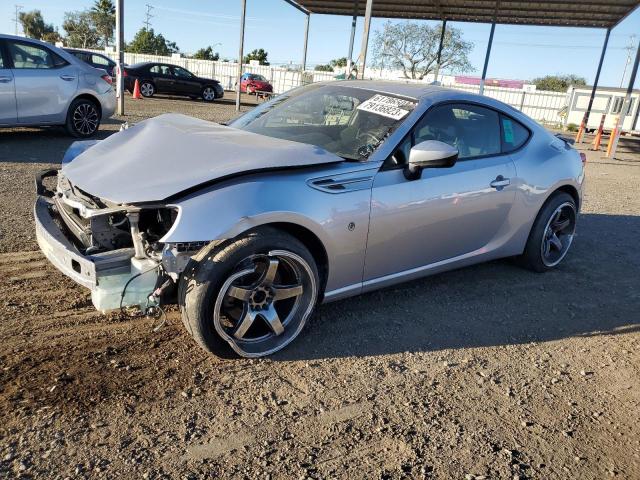 JF1ZNAA19H8701354 - 2017 TOYOTA 86 BASE SILVER photo 1