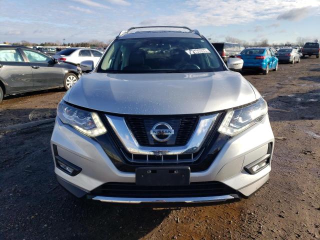 5N1AT2MV7HC755052 - 2017 NISSAN ROGUE SV SILVER photo 5