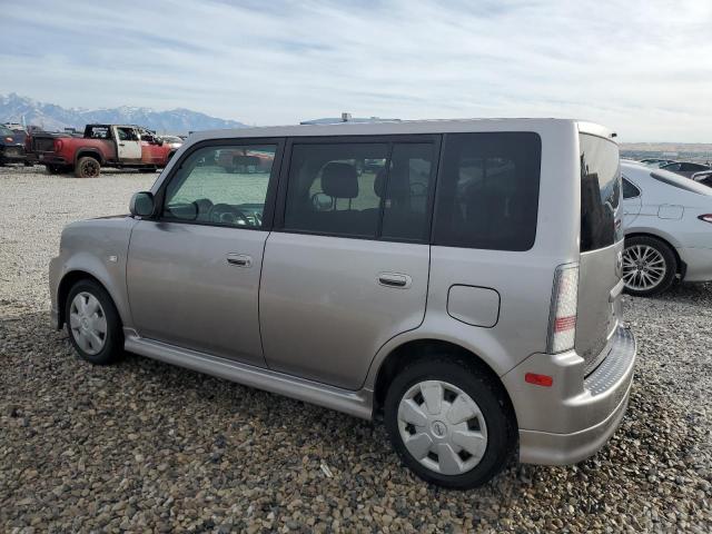 JTLKT334064107281 - 2006 TOYOTA SCION XB SILVER photo 2