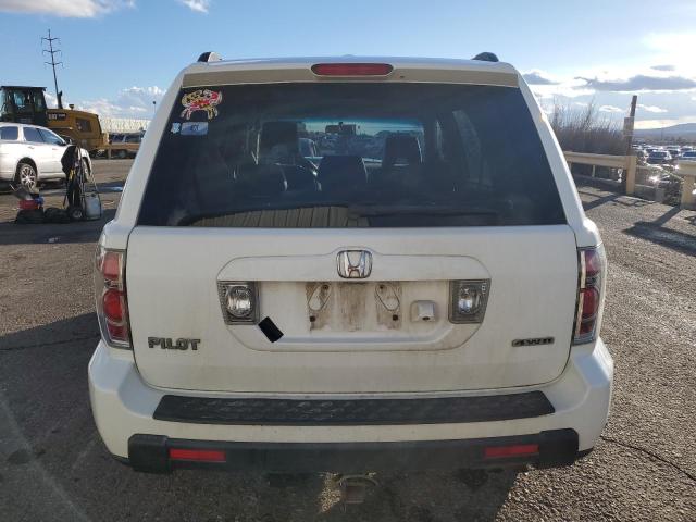 5FNYF18756B007934 - 2006 HONDA PILOT EX WHITE photo 6