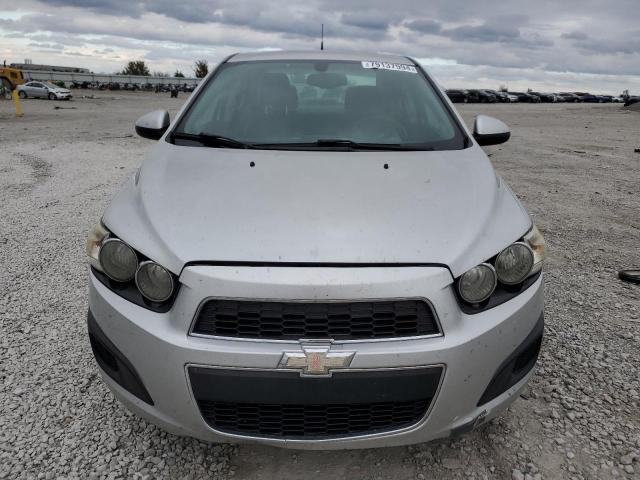 1G1JA5SH9E4226354 - 2014 CHEVROLET SONIC LS SILVER photo 5