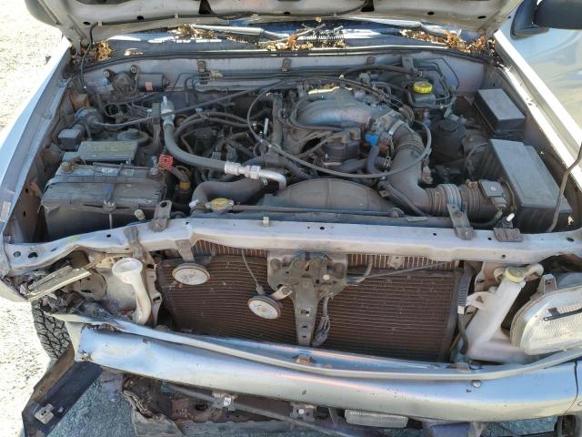 JN8AR05Y4WW253745 - 1998 NISSAN PATHFINDER LE 银色 照片 12