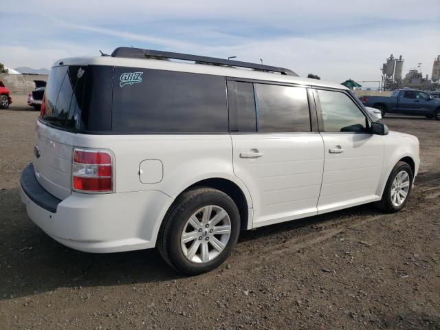 2FMGK5BC9BBD11811 - 2011 FORD FLEX SE WHITE photo 3