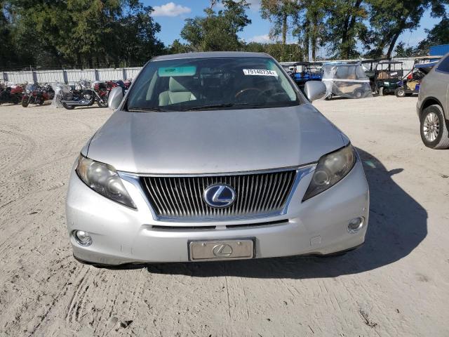 JTJZB1BA8A2401411 - 2010 LEXUS RX 450H SILVER photo 5