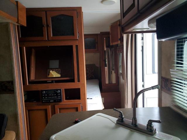 4YDT29126BT414393 - 2011 KEYSTONE PASSPORT WHITE photo 5